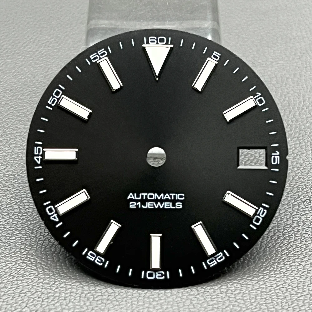 NH35 Men's Watch Dial - High-Quality 28.6mm Dial Suitable for Dial Accessories of NH35/36 Caliber Green Luminous Dial Accessorie