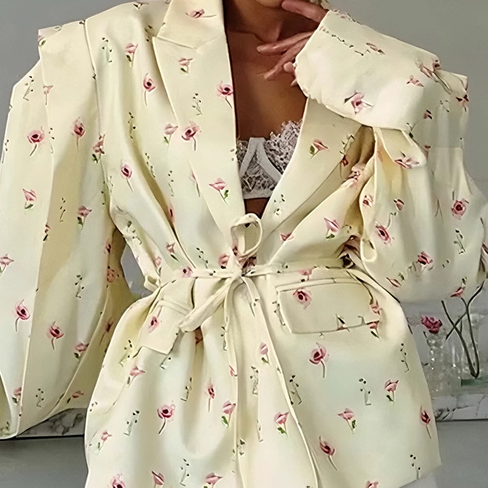 سترة نسائية عصرية فضفاضة مصممة مع حزام الخصر وياقة طية صدر السترة وصلت حديثًا للخريف من أوروبا وأمريكا