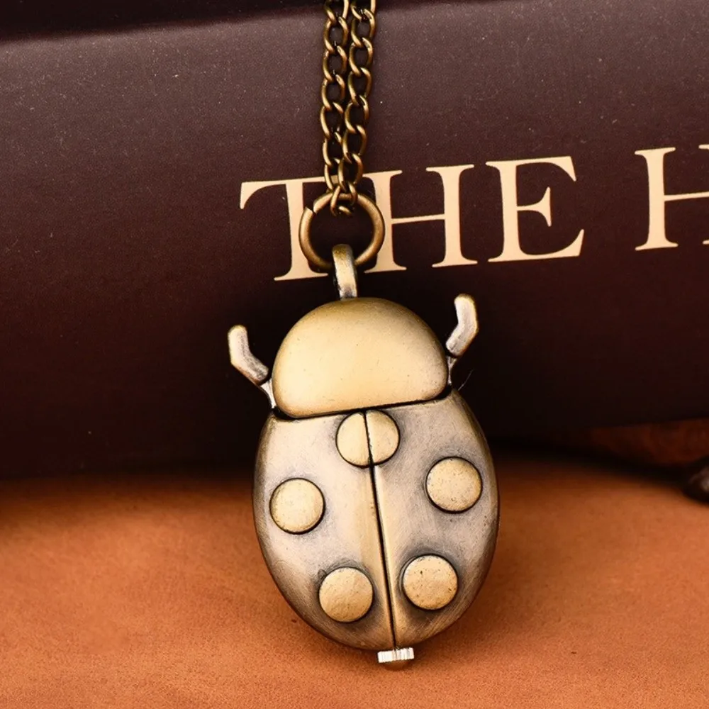 New Multi-color Ladybug Pocket Watch Quartz Lightweight Beetle Pocket Watch with Chain Pocket Watch