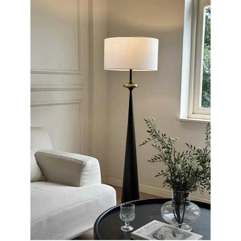 

Japanese Design Minimalist Floor Lamp LED E27 Iron Art Atmosphere Corner Standing Lamp Living/Model Room Bedroom Study