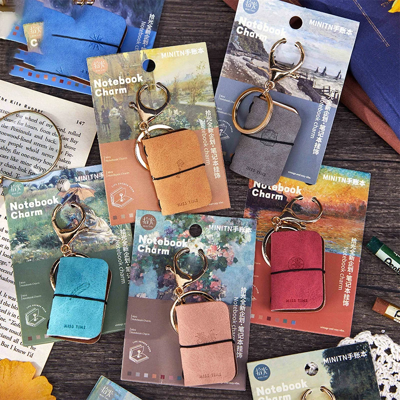 Mini PU leather notebook keychain retro small pocket diary pendant art backpack pendant portable memo pad stationery gift