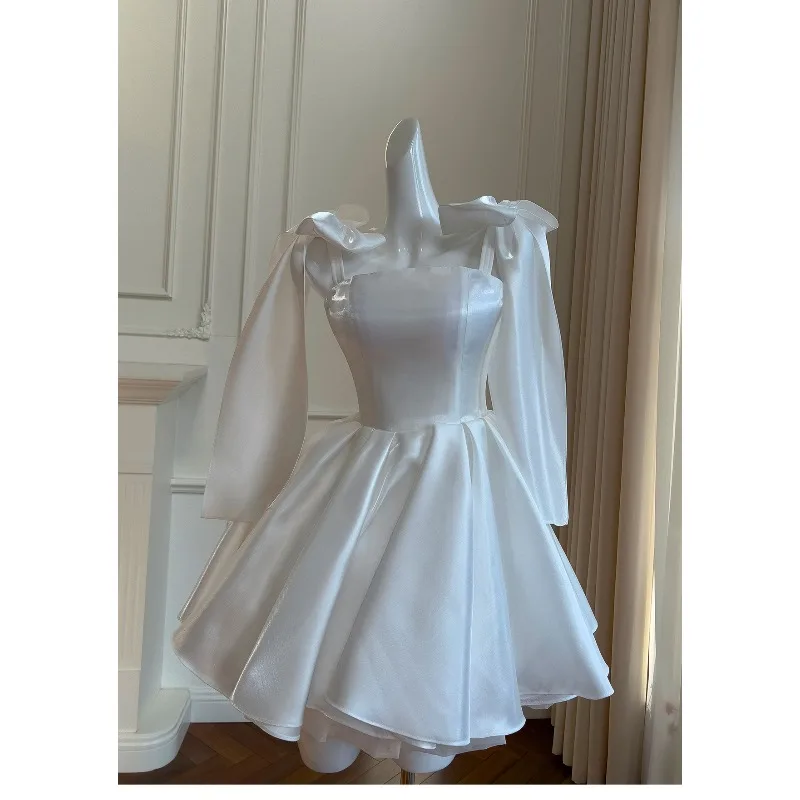 Weiße Satin-Schleife, Spaghettiträger, Cocktailkleider, A-Linie, knielang, kurze Partykleider, Heimkehrkleider, formelle Ballkleider