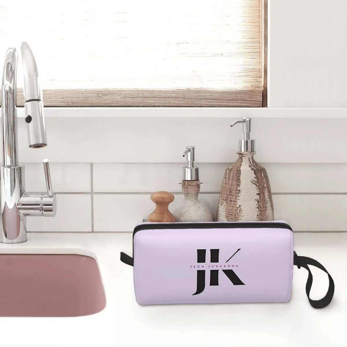 Jeon Jungkook Logo Makeup Bag Cosmetic Organizer Storage Dopp Kit Toiletry Cosmetic Bag for Women Beauty Travel Pencil Case