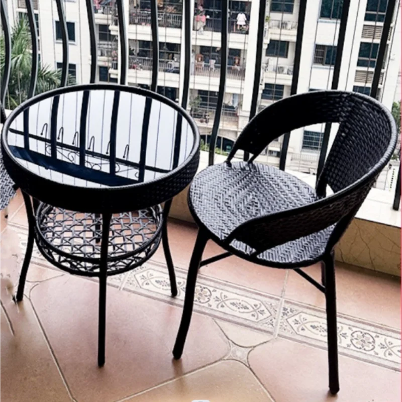 Variant: 1 table and 1 chair 