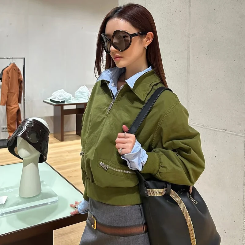 

Faionable ort Forest een Jaet Women's Spring 2026 White Enhancing Sli Outerwear Retro Vibes Zipper Closure Cotton