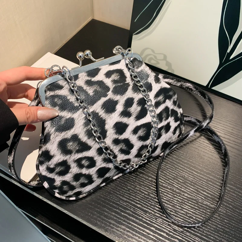 PU Leather Women Small Shoulder Bag Luxury Designer Clip Clutch Retro Ladies Purse And Handbags Crossbody Bags Leopard Zebra