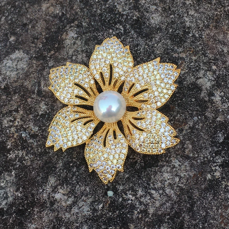 

Flower Brooch Pendant For Women Fashion Jewelry With Cubic Zirconia Female Gift Romantic Elegant