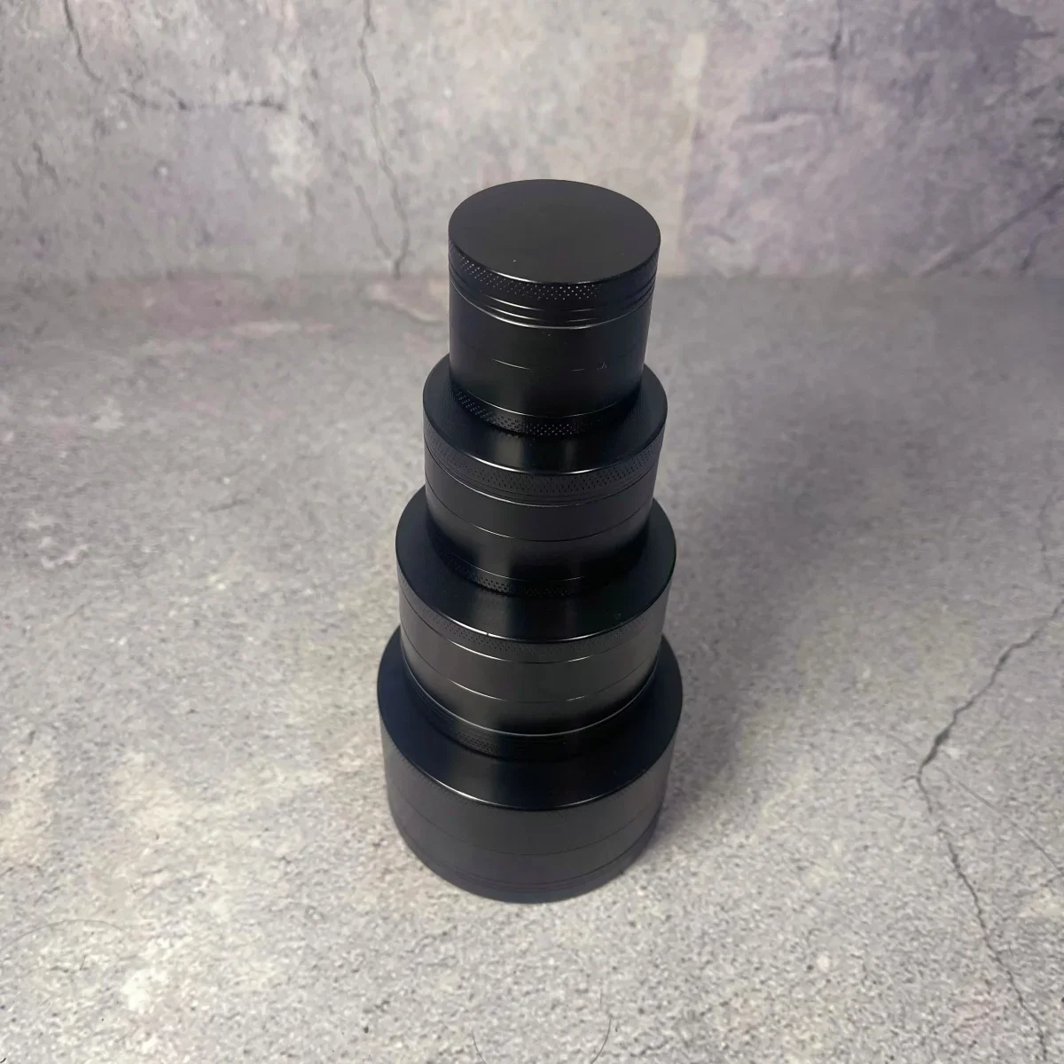 1.6/2/2.5/3inch Black Metal Herb Grinder Tobacco Vanilla Bud Grinder 4-Layers Mill Mortar Grass Cigar Smoking Cigarette Tool