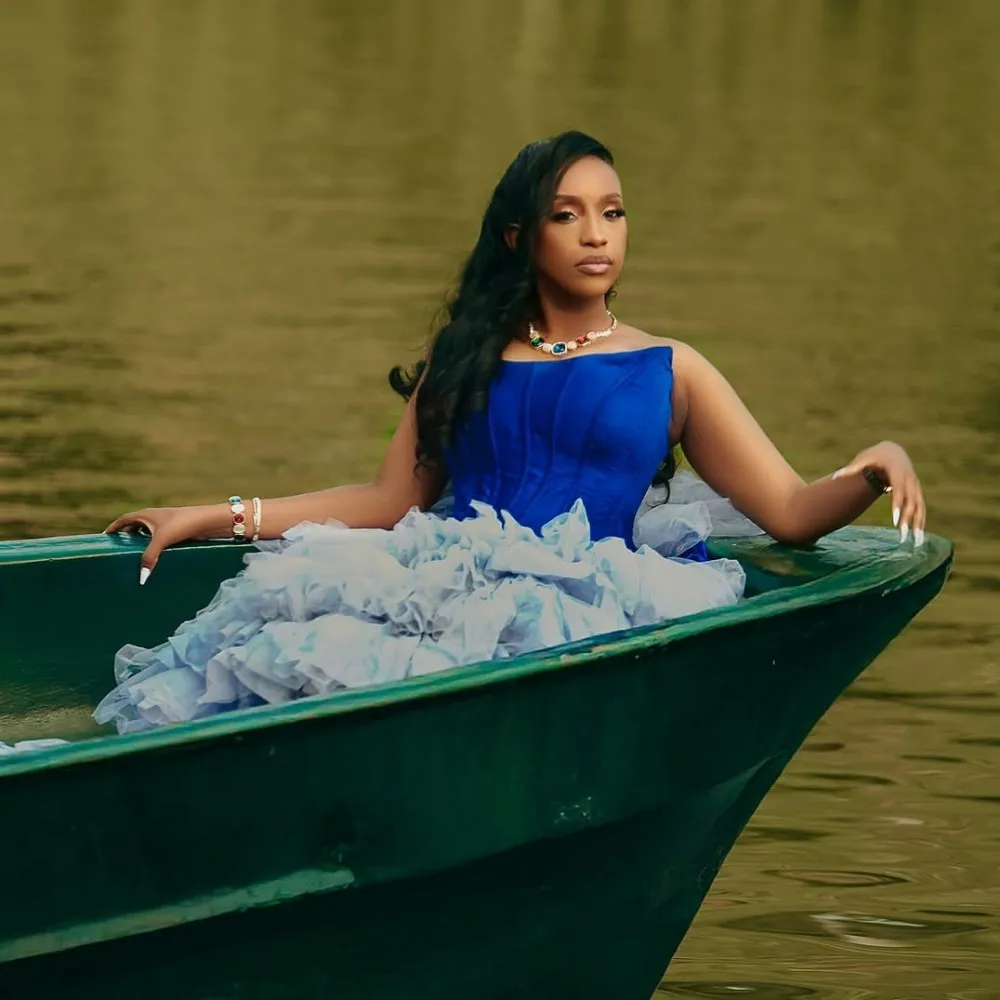 Contraste colorido azul inchado tule festa de aniversário vestidos alta baixa em camadas malha nupcial photoshoot vestido sonho vestidos de noiva