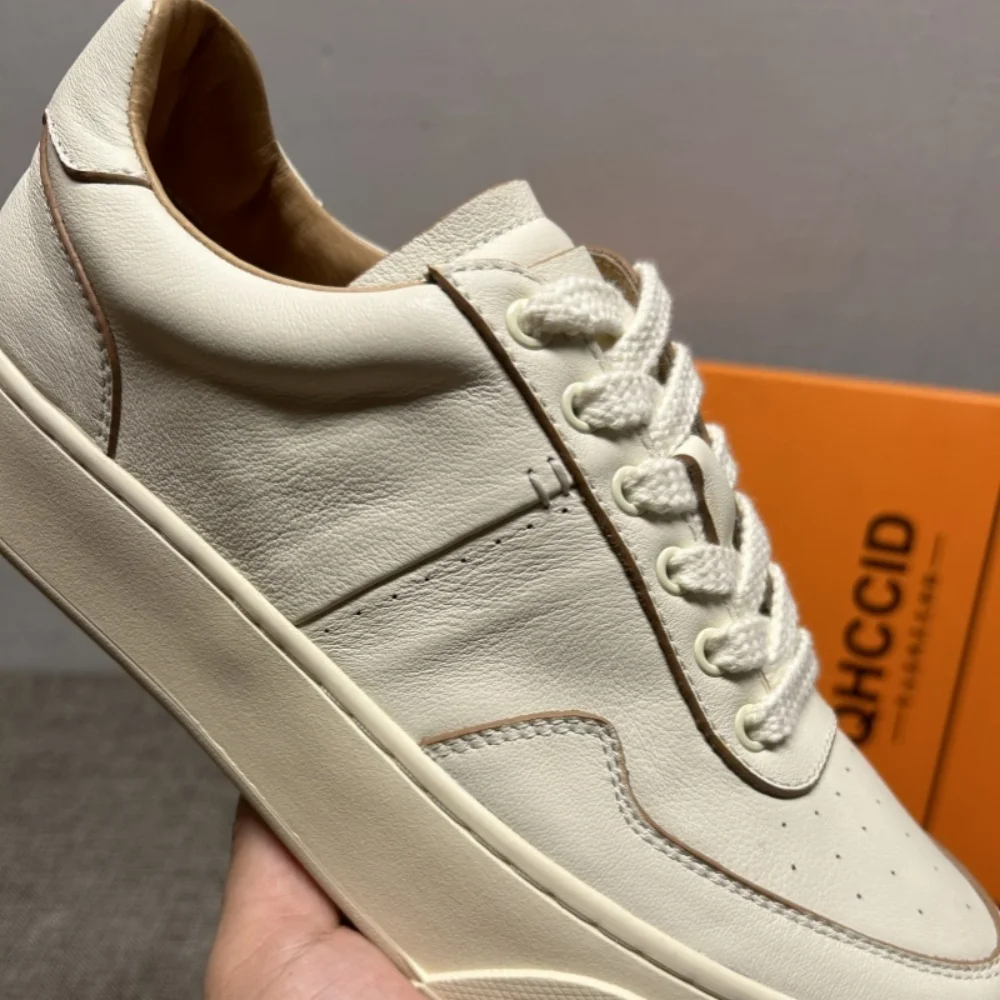 أحذية رياضية بيضاء من الجلد الطبيعي بتصميم جديد للخريف/الشتاء للرجال - قمة منخفضة، أحذية رياضية عصرية وغير رسمية، نعل واحد قابل للتنفس #3