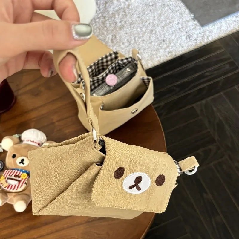2026 Rilak Kuma Bär Umhängetasche Cartoon Rilak Kuma 3-Schicht-Handtasche Handy-Pass-ID Mini Damen-Aufbewahrungstasche – Detail 3