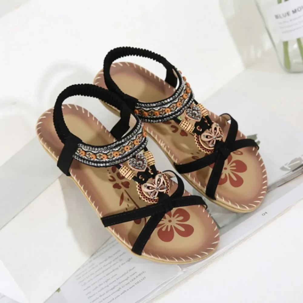 Flat Bottom Women\'s Sandals Summer Outwear Flower Water Diamond Sandals Open Toe Outward Wearing Beach Sandals for Women