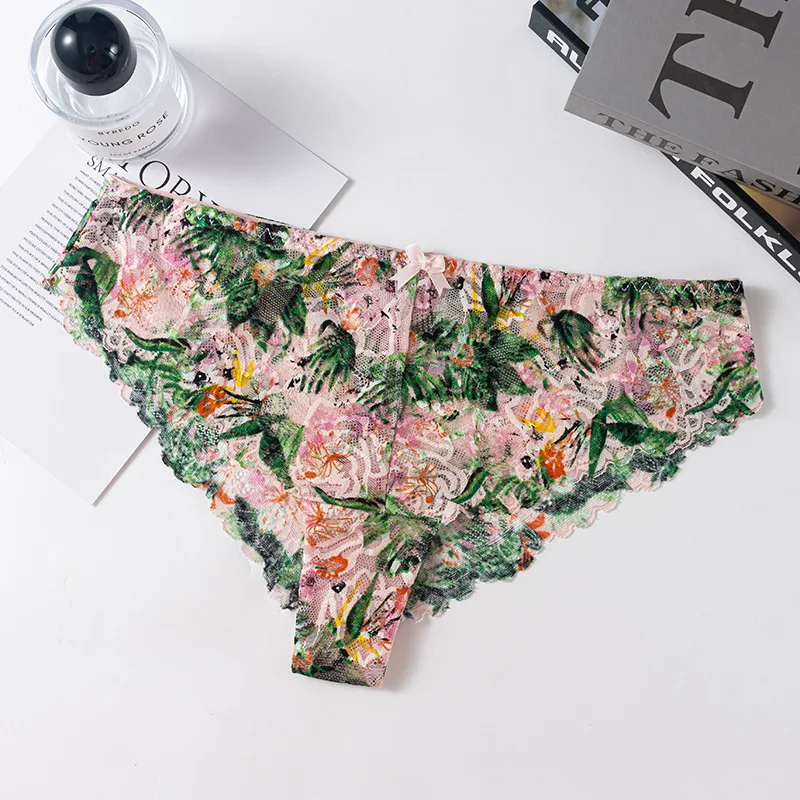 M-L European Style Panty Sexy Lace Panties Girl Printed Comfort  Briefs Low Waisted Seamless Underpants Female Lingerie