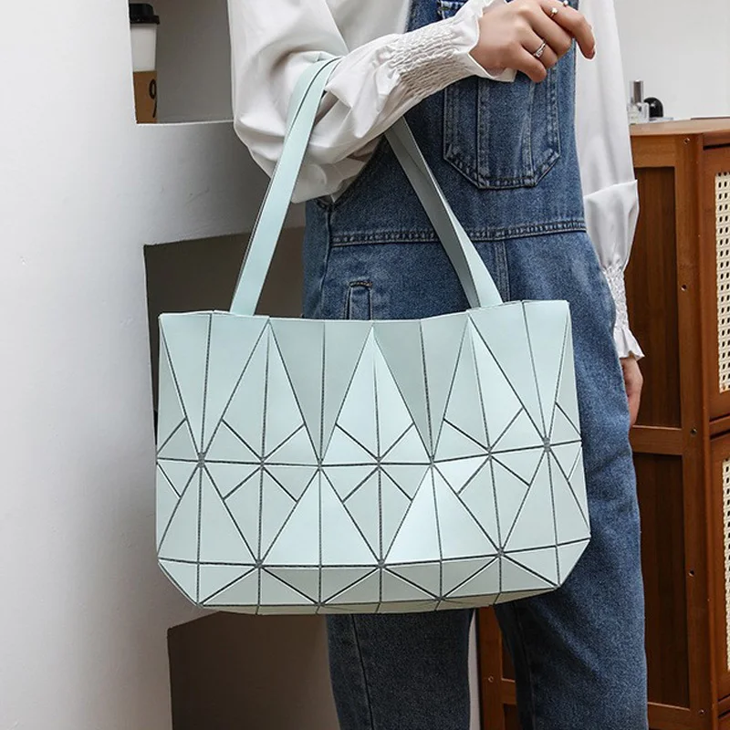 

2026 Fashion Women's Handbags Geometric Shoulder Bags Lady Tote Bag Female Large Capacity Shoulder Shopping Bag
