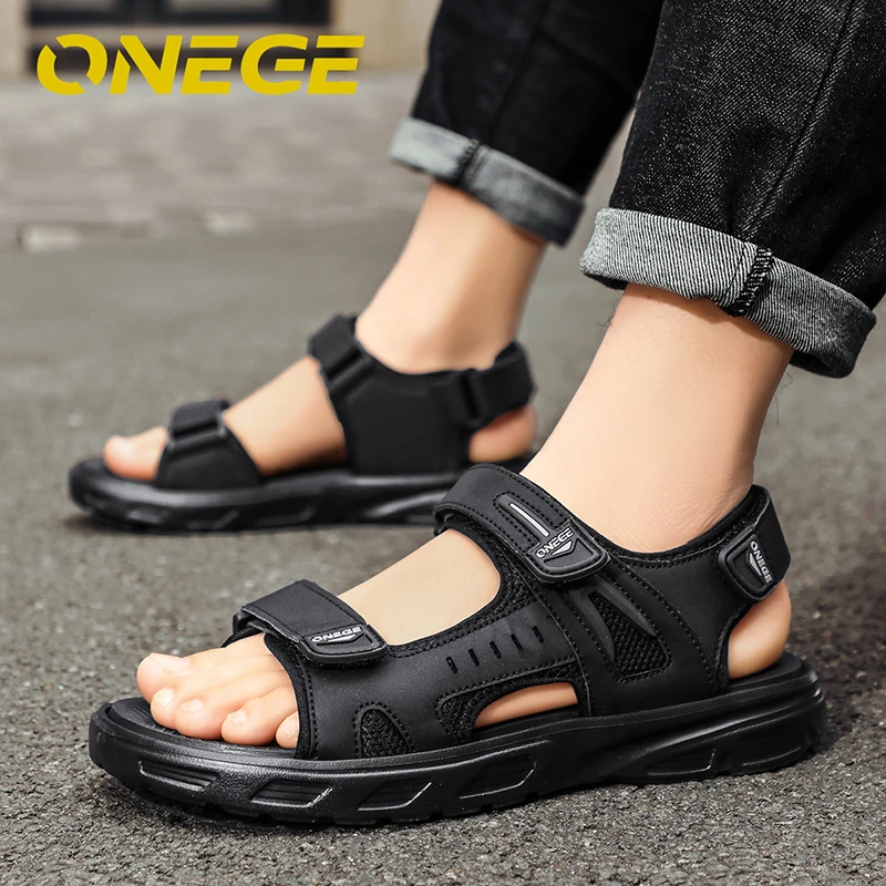 A Pair of Comfortable, Lightweight, Breathable, Soft-Soled Sandals, Casual, Versatile, Wear-Resistant Beach Shoes, Sporty and Fashionable Men's Shoes