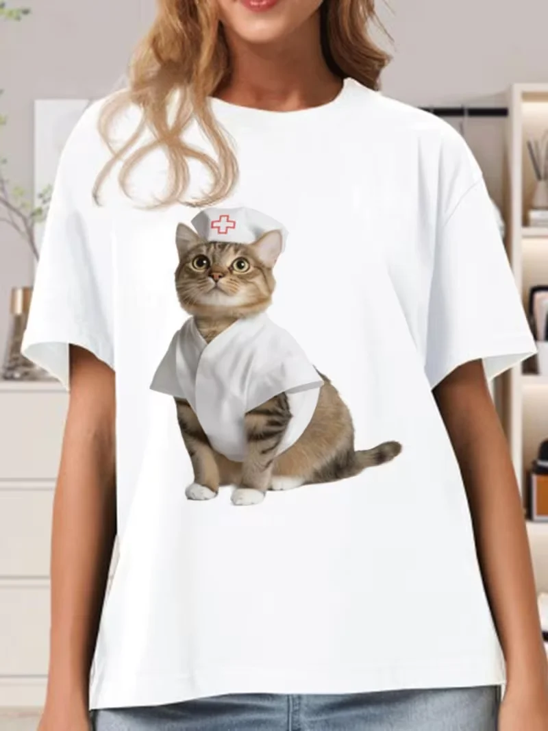Cute Chef Orange Kitten Print T-Shirt Unisex Casual Crew Neck Tee Adorable Ginger Cat in Chef Hat Graphic Shirt