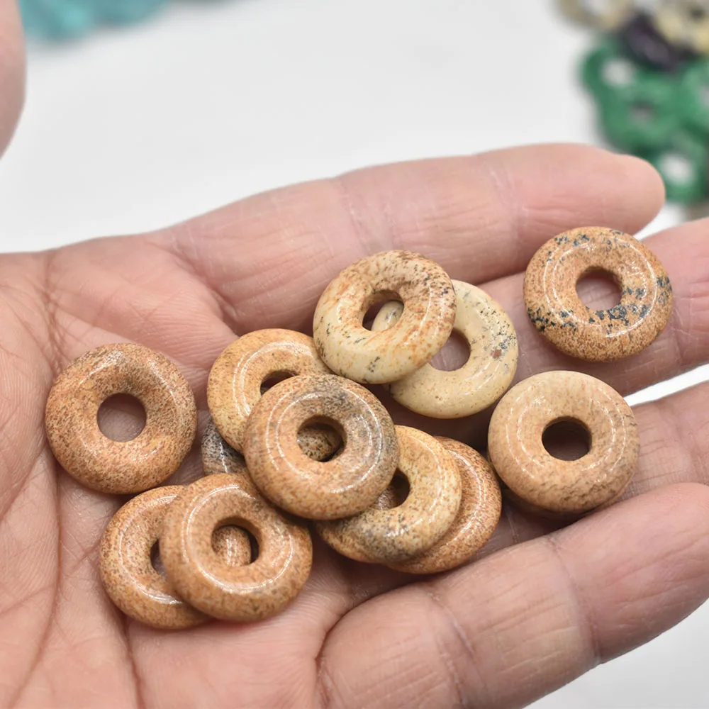 Modische, hochwertige, sortierte Naturstein-Gogo-Donut-Anhänger, Perlen 18mm für Schmuckherstellung, Großhandel 12 Stück/Los, kostenlos. – Detail 23