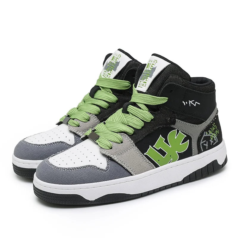 2023 primavera e autunno nuove scarpe da tavola sportive Mid Top personalizzate Graffiti stringate scarpe da pane da uomo e da donna Size39-44