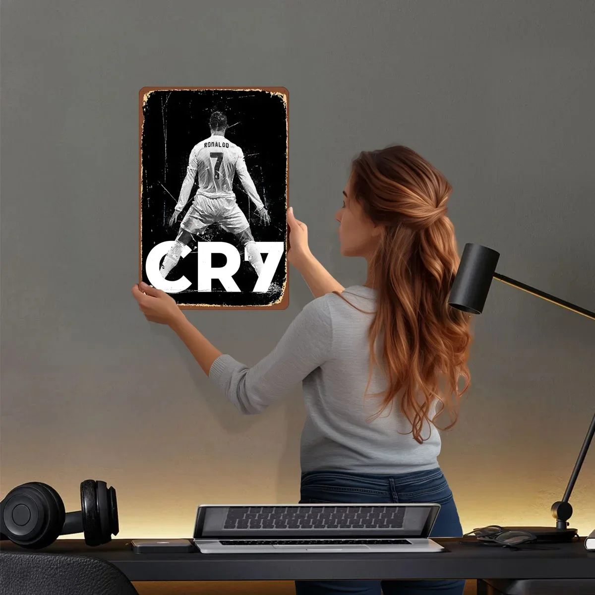 Cristiano Ronaldo Siuuu Football Player Metal Poster Decorative Wall Frames Customized Metal Tin Signs for Wall Art Decoration