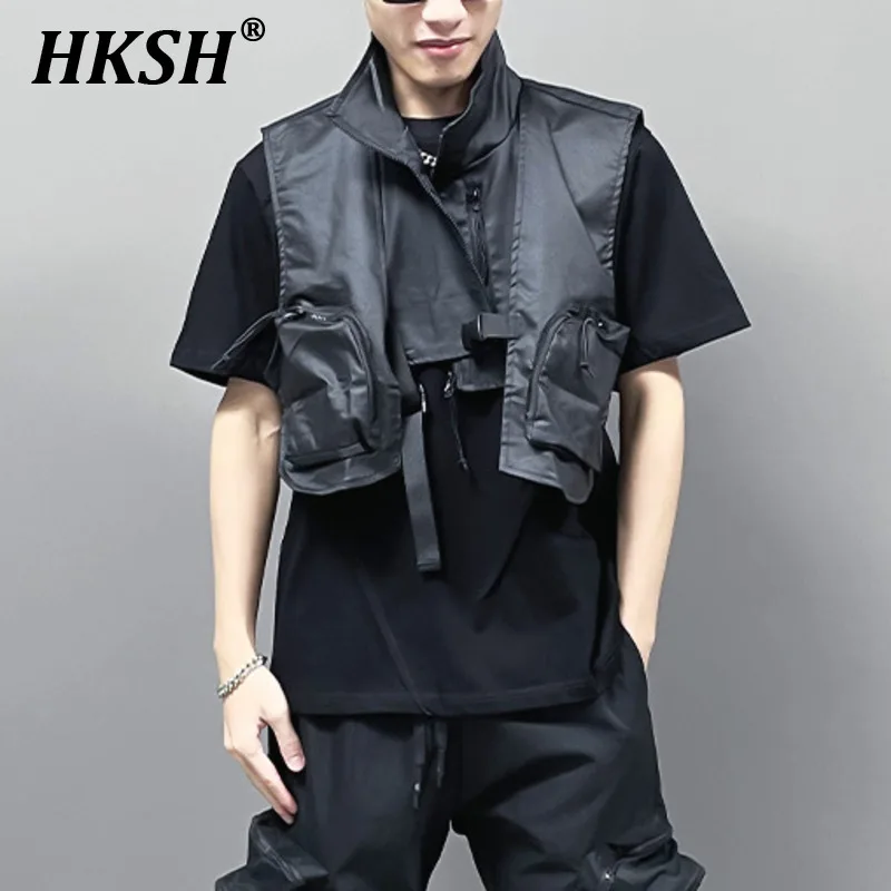 

HKSH Men's Niche Design Dark Waxed Coat Short Personalized Vest Trendy Workwear Tactical Handsome Dark Techwear Waistcoat HK1087