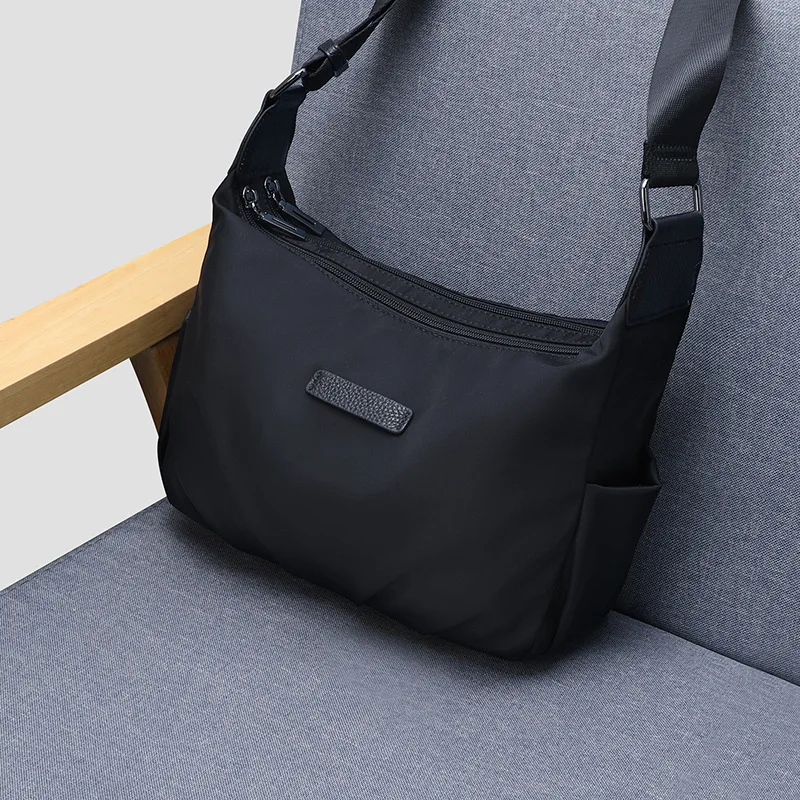 sac-bandouliere-impermeable-en-tissu-oxford-pour-femme-sac-a-dos-decontracte-grande-capacite-en-toile-sac-a-bandouliere-polyvalent-et-pratique-nouveaute-2026
