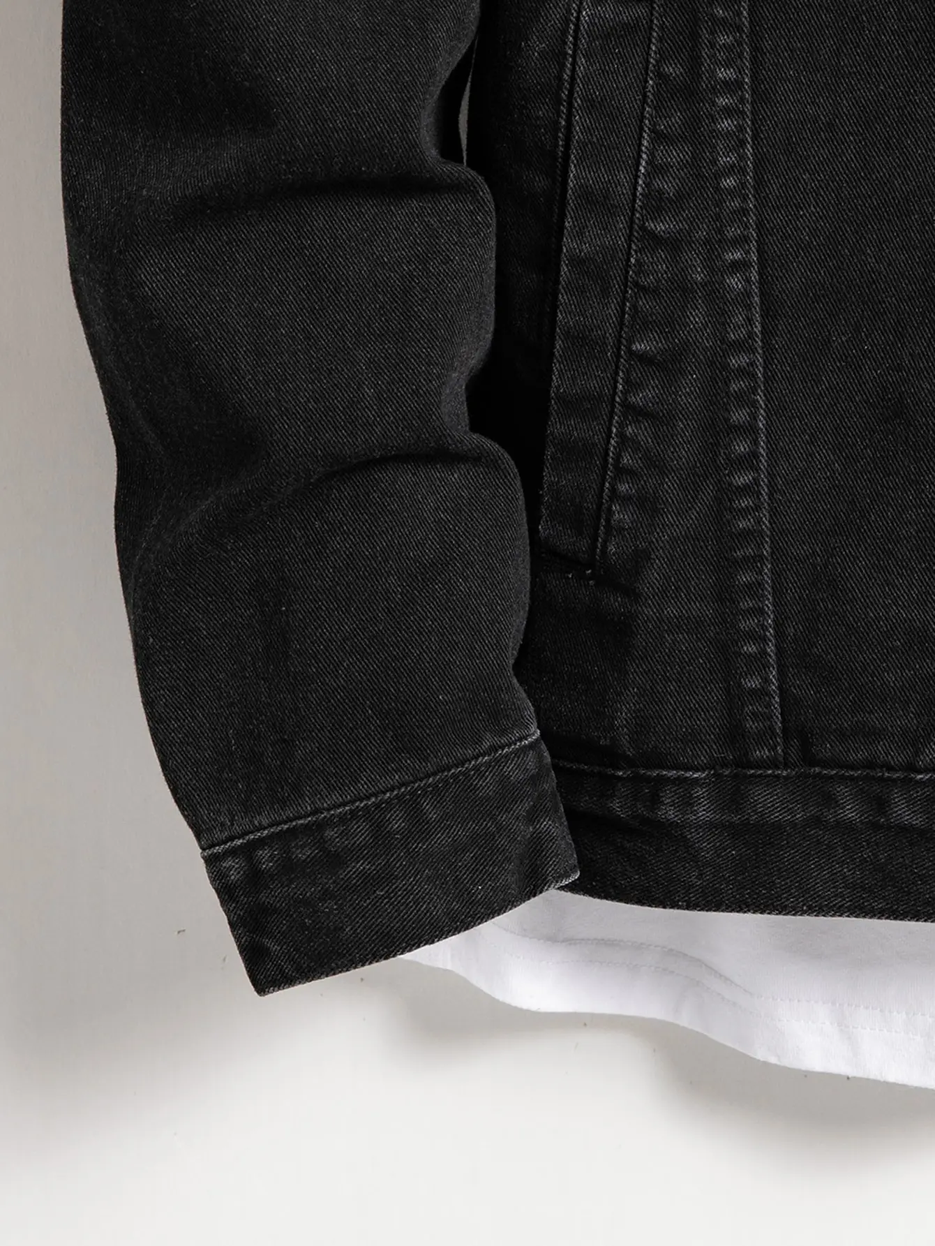 Men's Denim Jacket for Spring and Autumn. Black-Collar Denim Coat. Suitable for Daily Casual Wear. Stylish, Simple and Trendy. 12 S8db4b9fc01804328bcfc814bf15e3b3dN