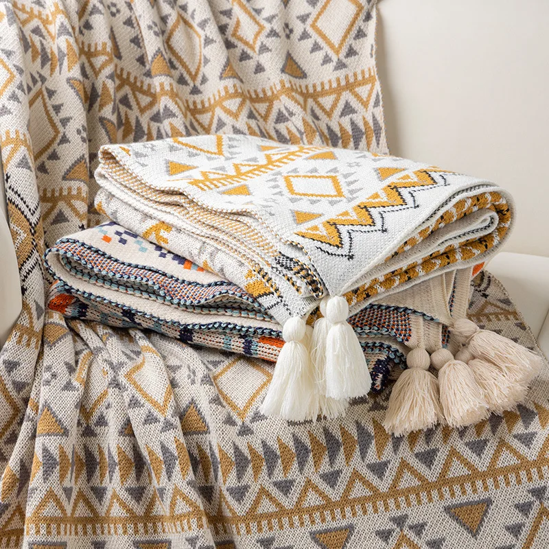 Boho Throw Blanket for Couch, Lightweight Summer Knitted Blanket with Tassels, Soft Air Conditioning Wrap