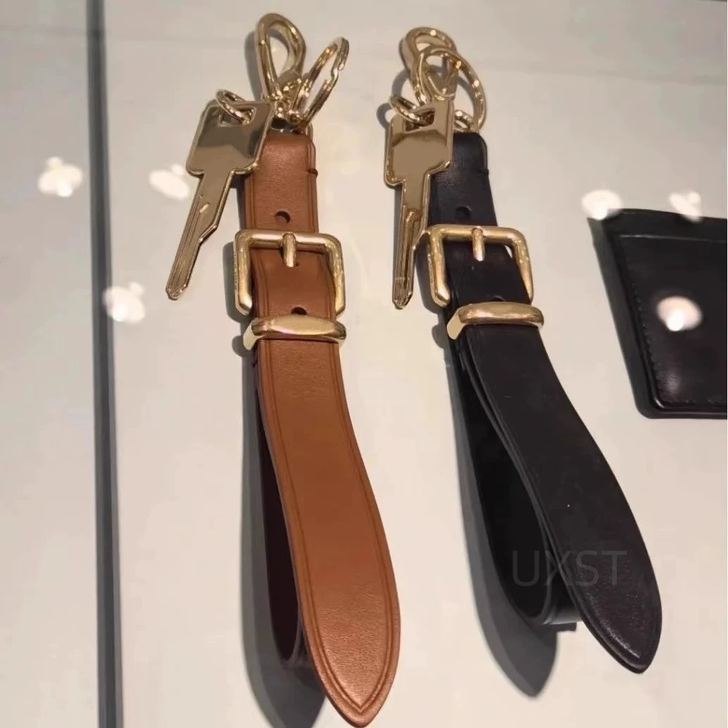 

UXST INS самый популярный брелок с буквами, женский цветочный шар, подвеска с кисточкой, брелок для ключей, замшевый автомобильный кошелек, брелок для ключей, украшение, аксессуары, подарок