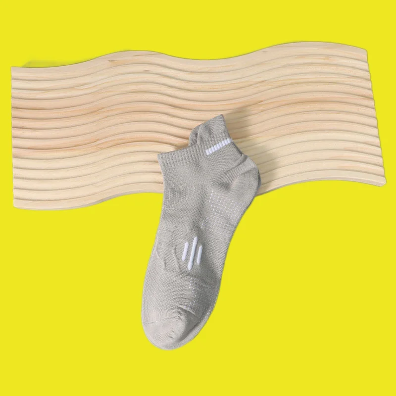 Chaussettes d'été fines pour hommes, 3/6 paires, absorbant la sueur, en coton solide, tube court, respirant, sans chute, talon bateau