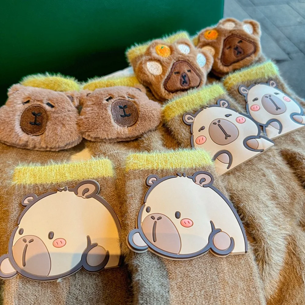 New Sweet Cartoon Animal Capybara Knitted Long Socks Students Creative Plush Mid Tube Socks Anti-slip Gift Floor and Home Socks