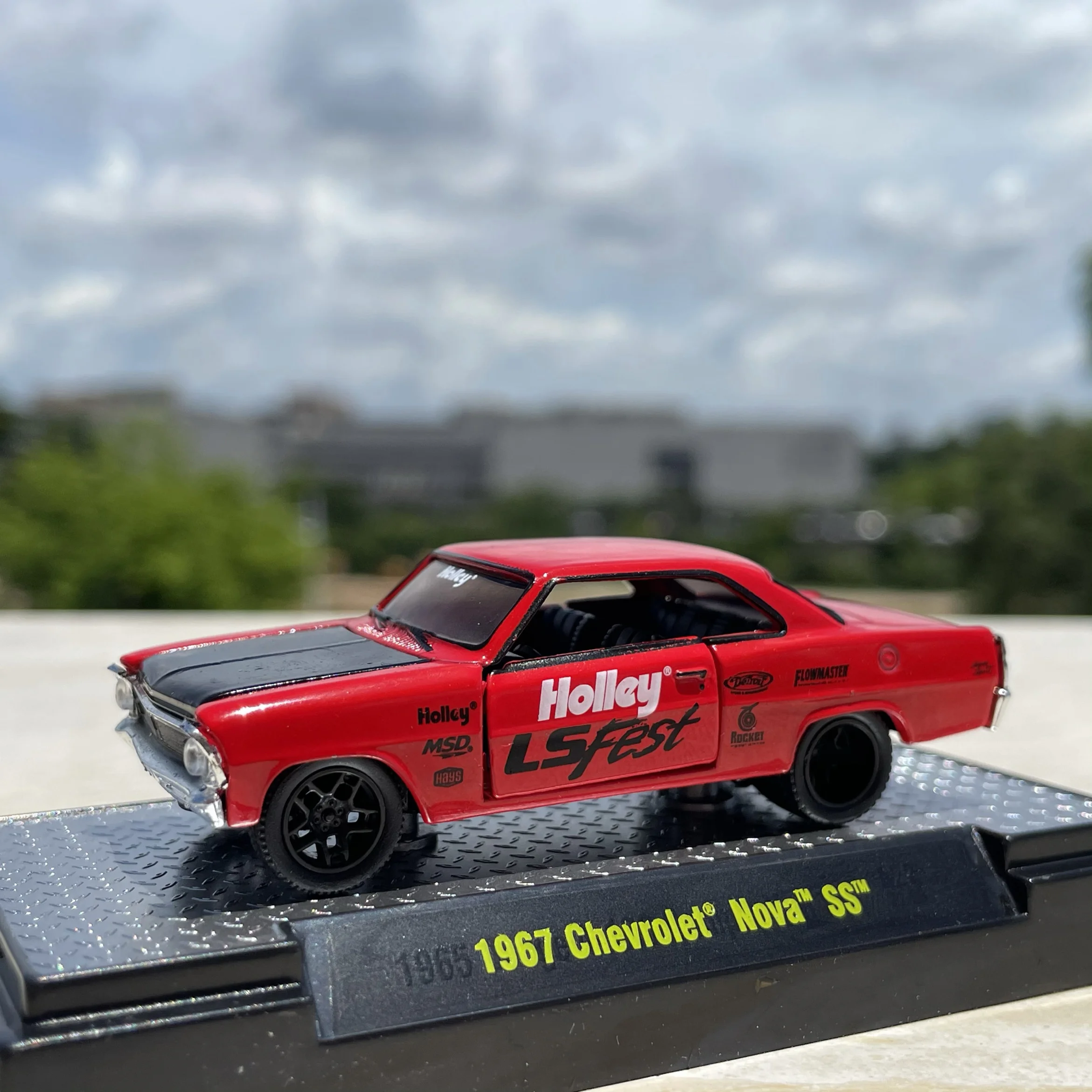Diecast 1:64 Scale Chevrolet Nova Alloy Car Model Collectible Toy Gift Souvenir Display Ornament