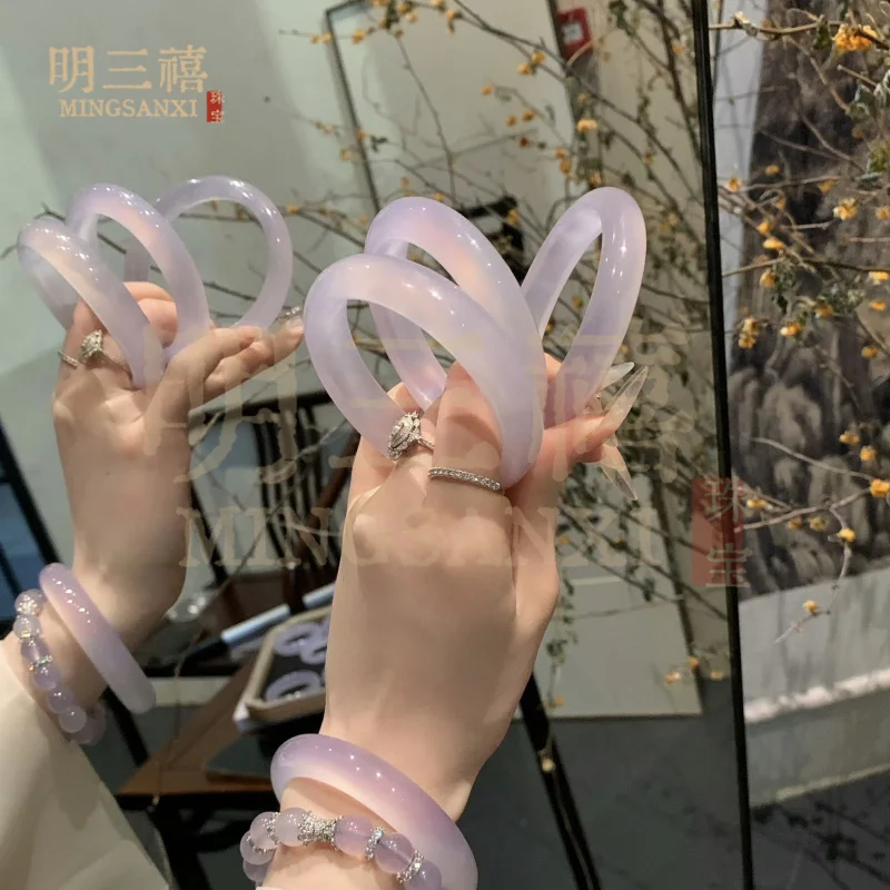 

Natural violet chalcedony , ice agate, light purple girly jade bracelet, lychee round bar jewelry, taro jelly