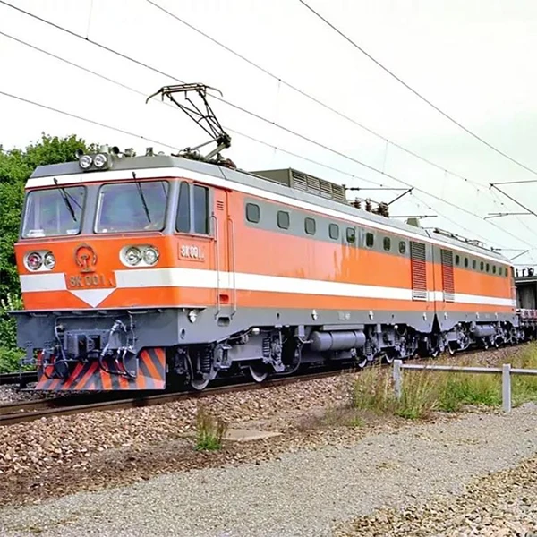 Vidéo] La plus ancienne locomotive à vapeur du Japon a effectué son