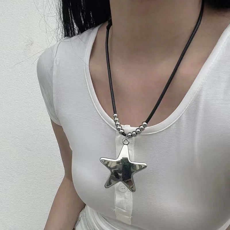 Simple Metal Big Star Pendant Necklaces for Women Men Punk Hip Hop Silver Color Beaded Long Sweater Chain Necklaces Y2K Jewelry