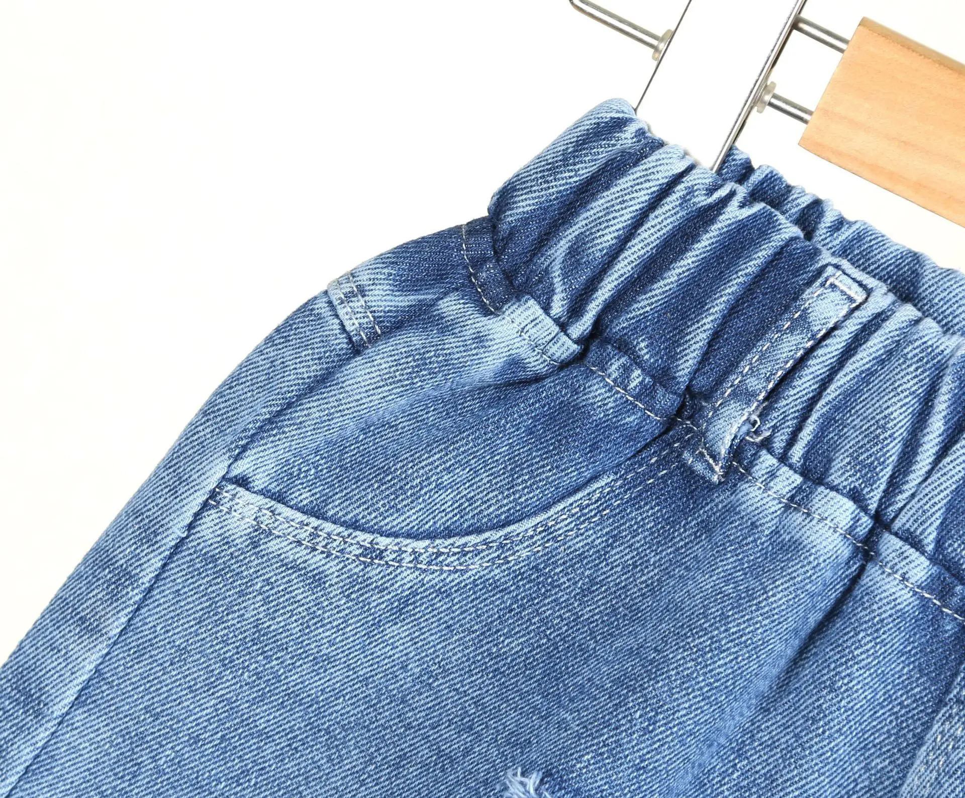 Kindershorts 2026 Sommer Neu Mädchen Koreanisch Bedruckte Gewaschene Zerrissene Weiche Denim-Shorts für 3-10 Jahre Alte – Detail 10