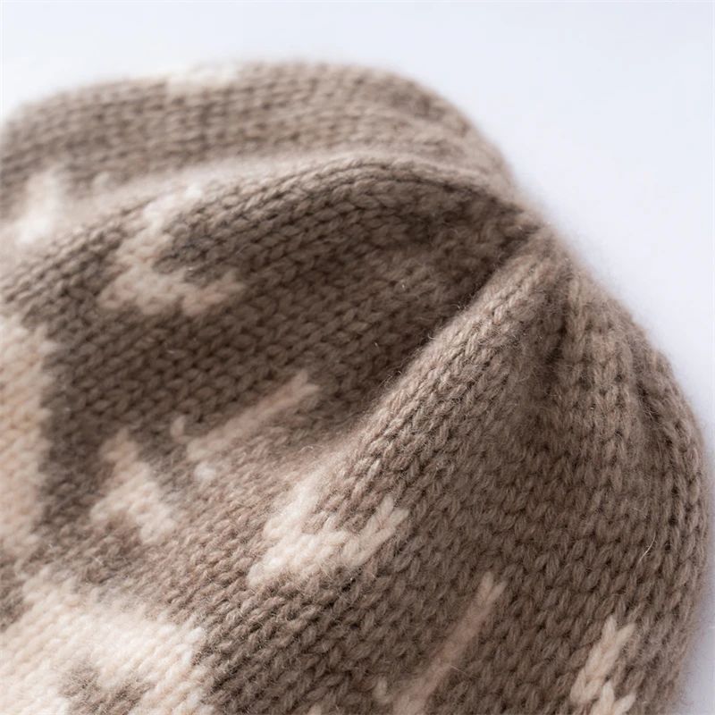 Women's Winter Hat 100% Cashmere Knitted Beanies Cap Outdoor Soft Warm Cap Autumn Jacquard Pattern Skullies Hats Thicken Caps