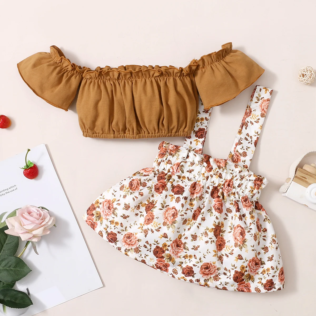 0-2-year-old newborn baby girl summer round neck short-sleeved short-style jacket with floral print straps skirt fashion suit