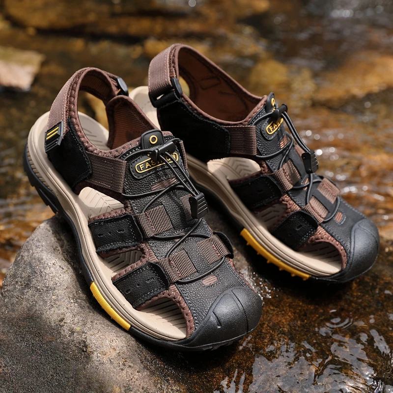 Summer Non-slip Beach and Outdoor Sandals Men Breathable Genuine Leather Hiking Sandals Men Non-slip Water Sports Shoes Size 46