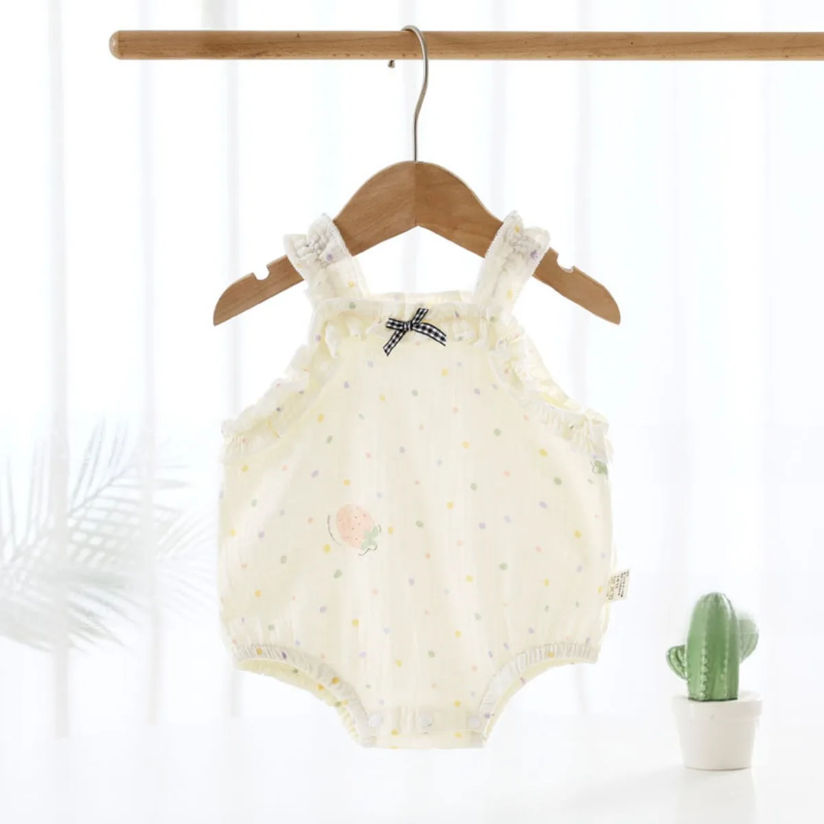 Baby Breathable Cotton Muslin Ruffle Trim One-piece Newborns Summer Lightweight Stylish Onesie 6-18M Kid Lovely Princess Romper