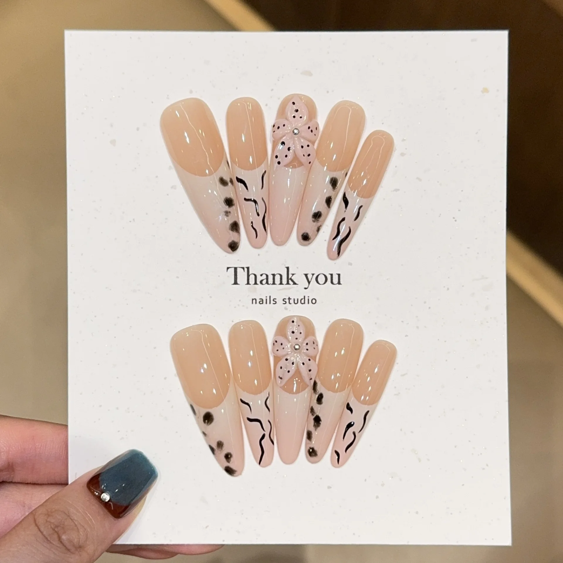 

10pcs Handmade French Long Press on Nails Nude Leopard Print 3D Carving Flower Design False Nails Wearable Nails Art Tips Girls