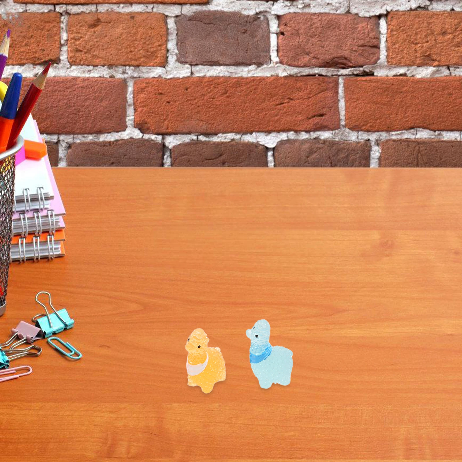 

60Pcs Micro Landscape Decor Luminous Mini Resin Alpaca for Desktop Mini Landscape Garden Scenery Decoration DIY Home Office