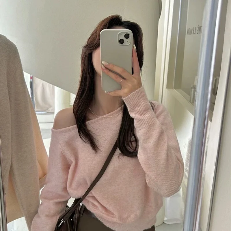 

High Waist ort Knit Sweater Women's Faion Autumn 2025 New Sle Sweet Sle Long Sve Slant Collar oulder Bared Top