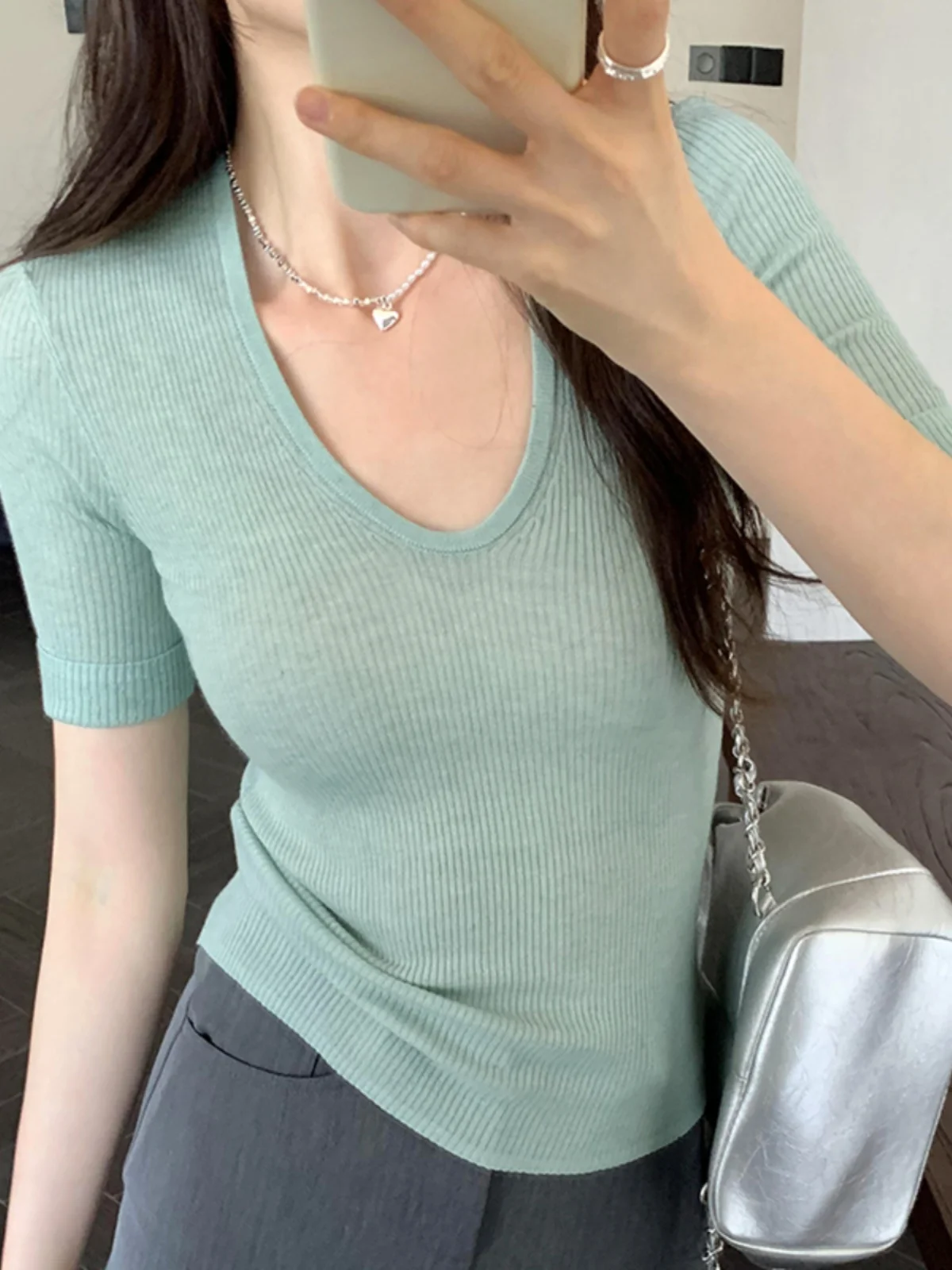 Camiseta verde menta con efecto adelgazante, camiseta Sexy de manga corta con diseño de cuello en forma de gota de agua, novedad de verano, Top informal a la moda para mujer