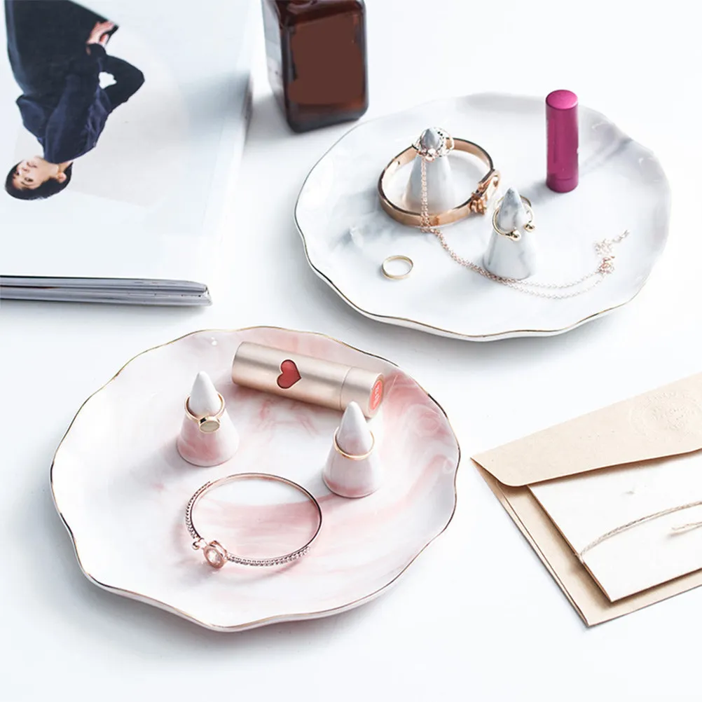 3Pcs Jewelry Racks Ceramic Cone Shape Ring Holders Simple Stylish Jewelry Display Racks Convenient Trinket Organizers for Rings