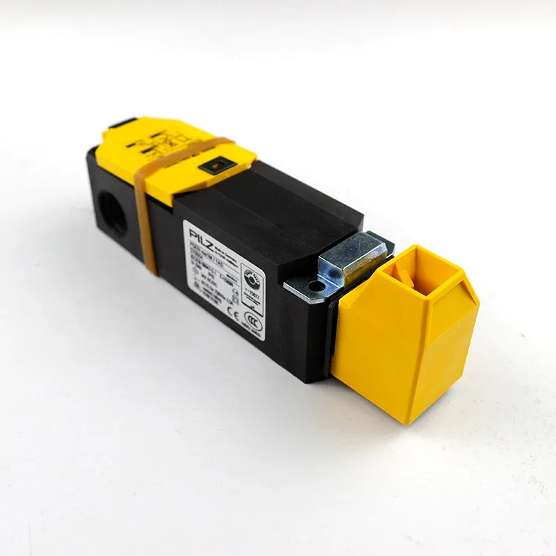 German D-73760  Mechanical Safety Door Lock Switch PSEN Me1M 1AR D-73760 570005