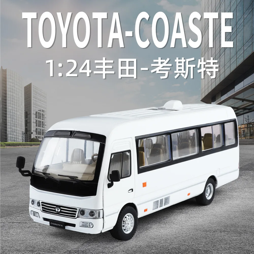 

1: 24 Toyota Coaster alloy car model sound and light feedback simulation bus toy car music ornament high detail collection