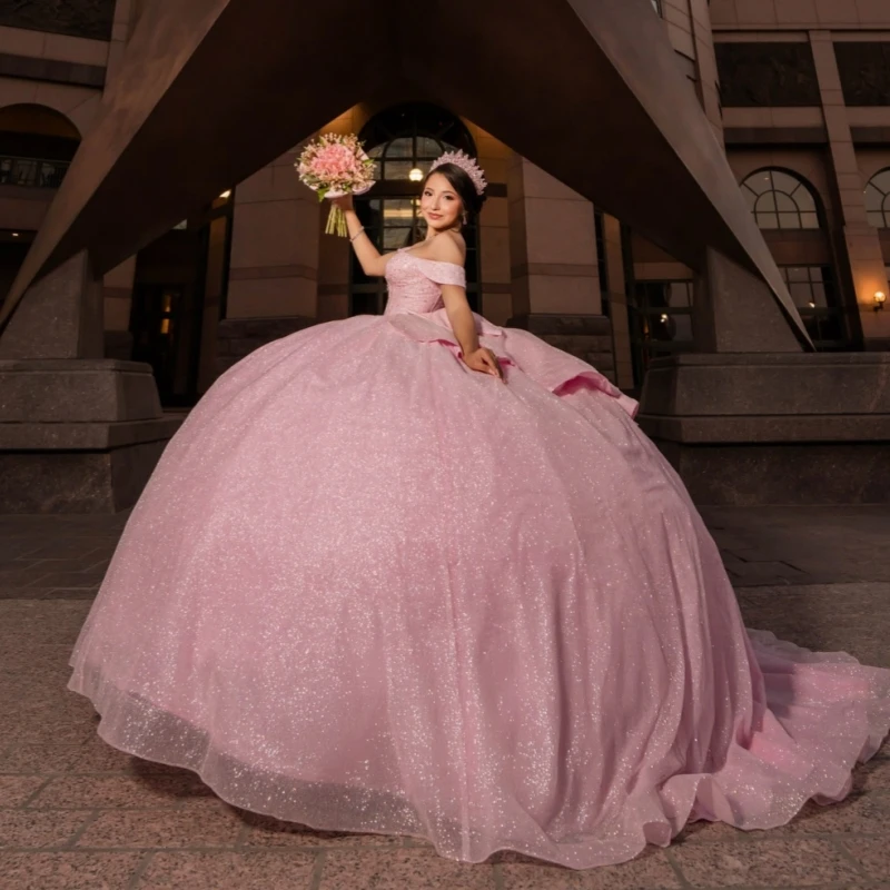 

Pink Shiny Quinceanera Dresses Off Shoulder Ball Gown Sweet 16 Dress Beading Crystal Bow Corset Tull Birthday Party Vestidos 15