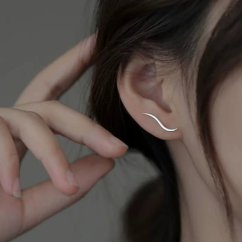 Silver Stud Earrings Wavy Line Polished Curved Simple Elegant Dainty Ear Crawler For Women Jewelry Gift Dropship Wholesale