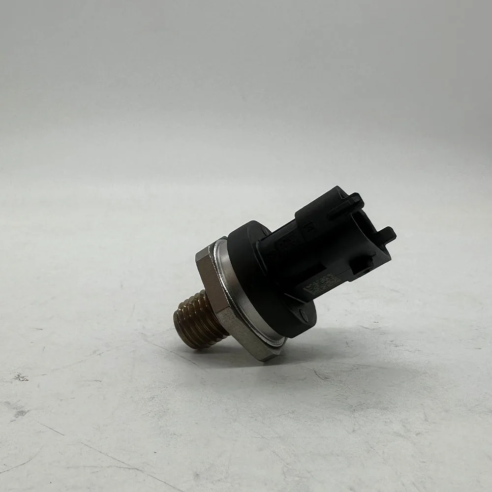 Für bosch oe 2,8 für cummins isf2.8 1800bar Kraftstoff drucksensor für opel movano renault master