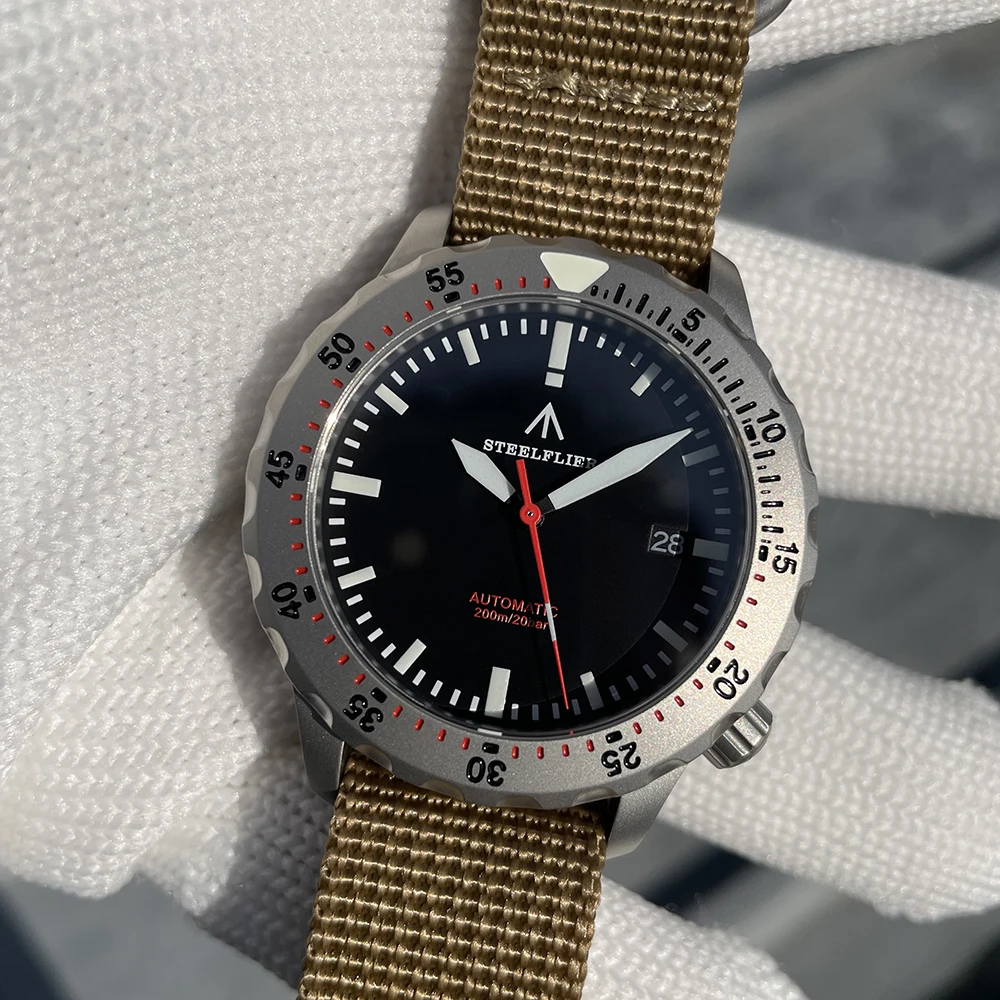 STEELFLIER Offizielle SF755 NEUE Luxus-Mechanische Leuchtende Armbanduhr NH35 Movt 200M Wasserdichte Edelstahl-Lünette Taucheruhren